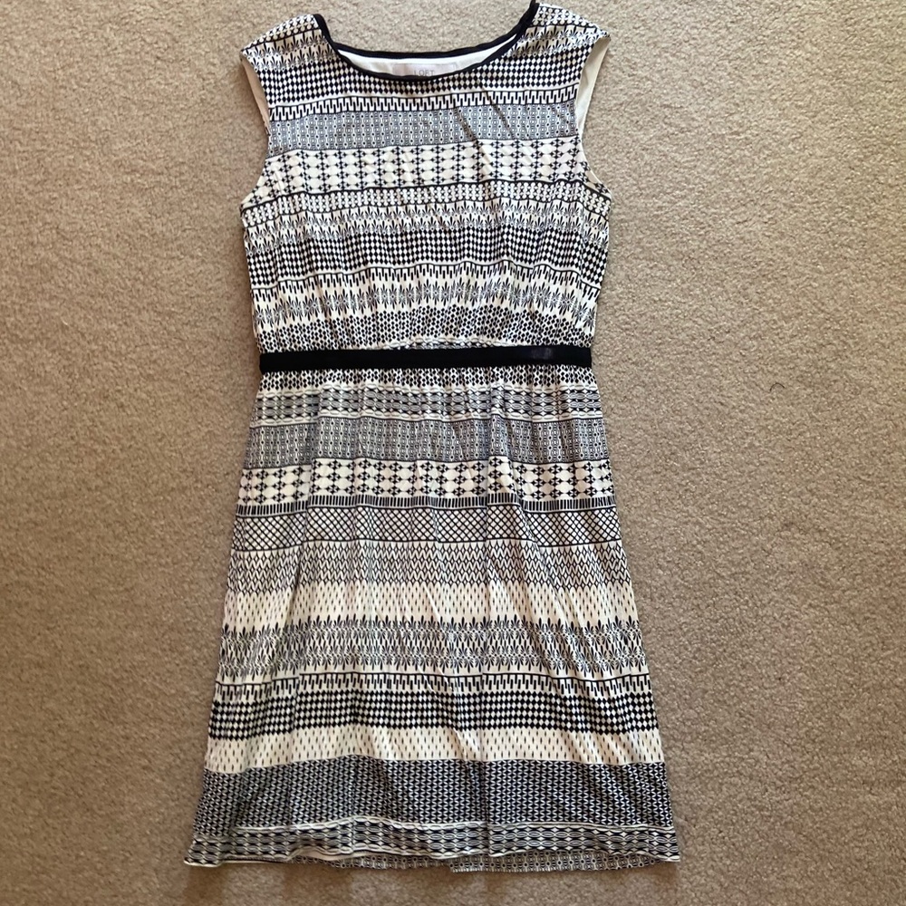 NWOT Ann Taylor Loft Black White Patterned Dress - Picture 3 of 7